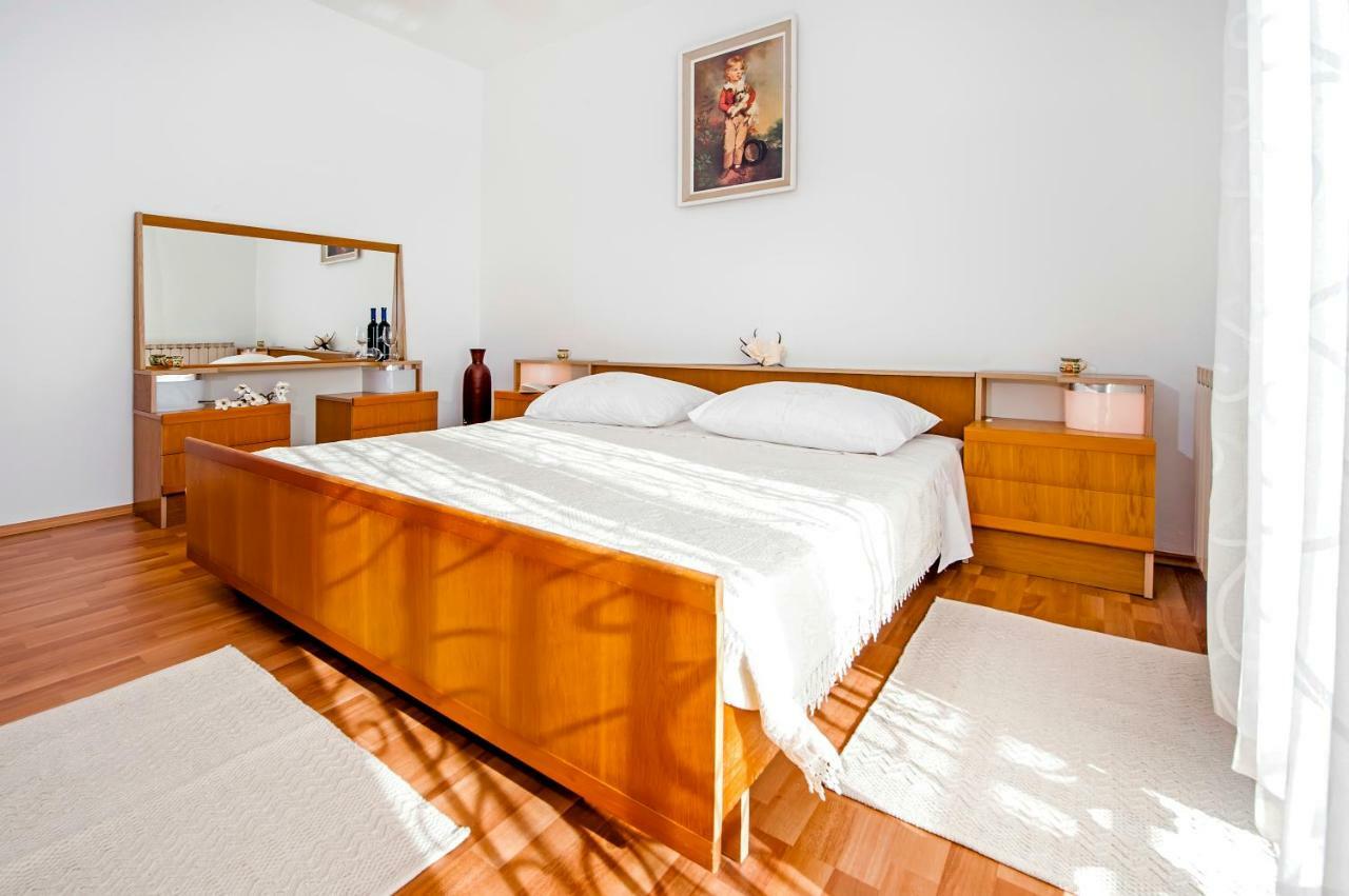 Apartment Ivo โรวีน ภายนอก รูปภาพ